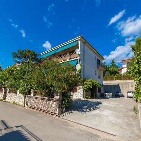 Apartment Mazor Crikvenica Buitenkant foto