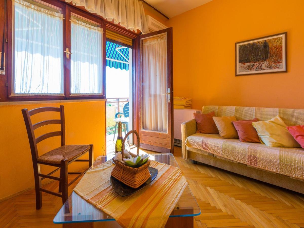Apartment Mazor Crikvenica Buitenkant foto