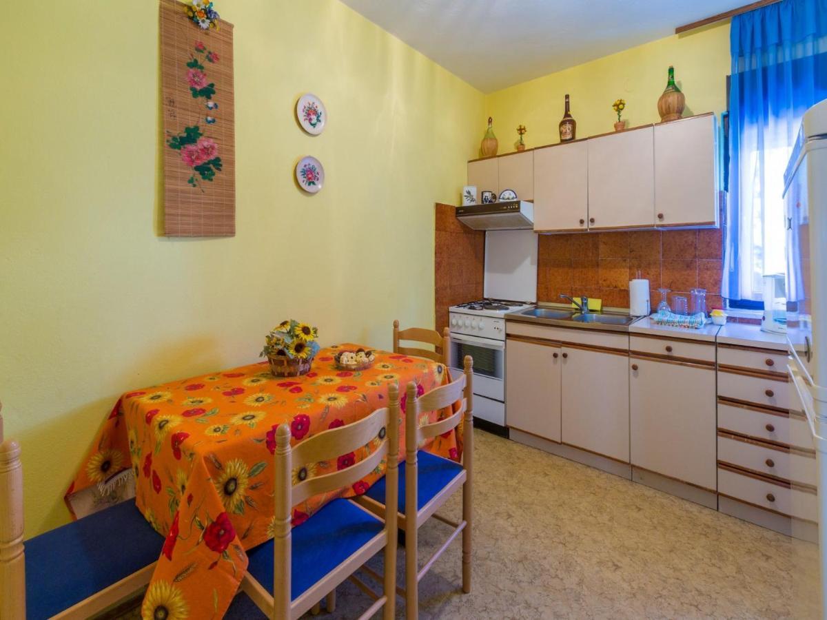 Apartment Mazor Crikvenica Buitenkant foto